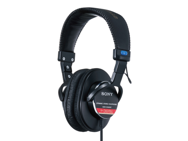 ヘッドホン。SONY MDR-CD900ST